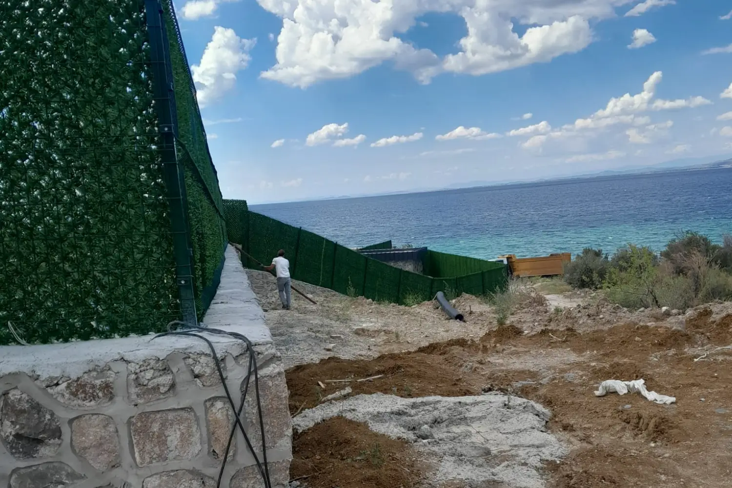 Dikili Villa Bahçeleri Tel Çitt